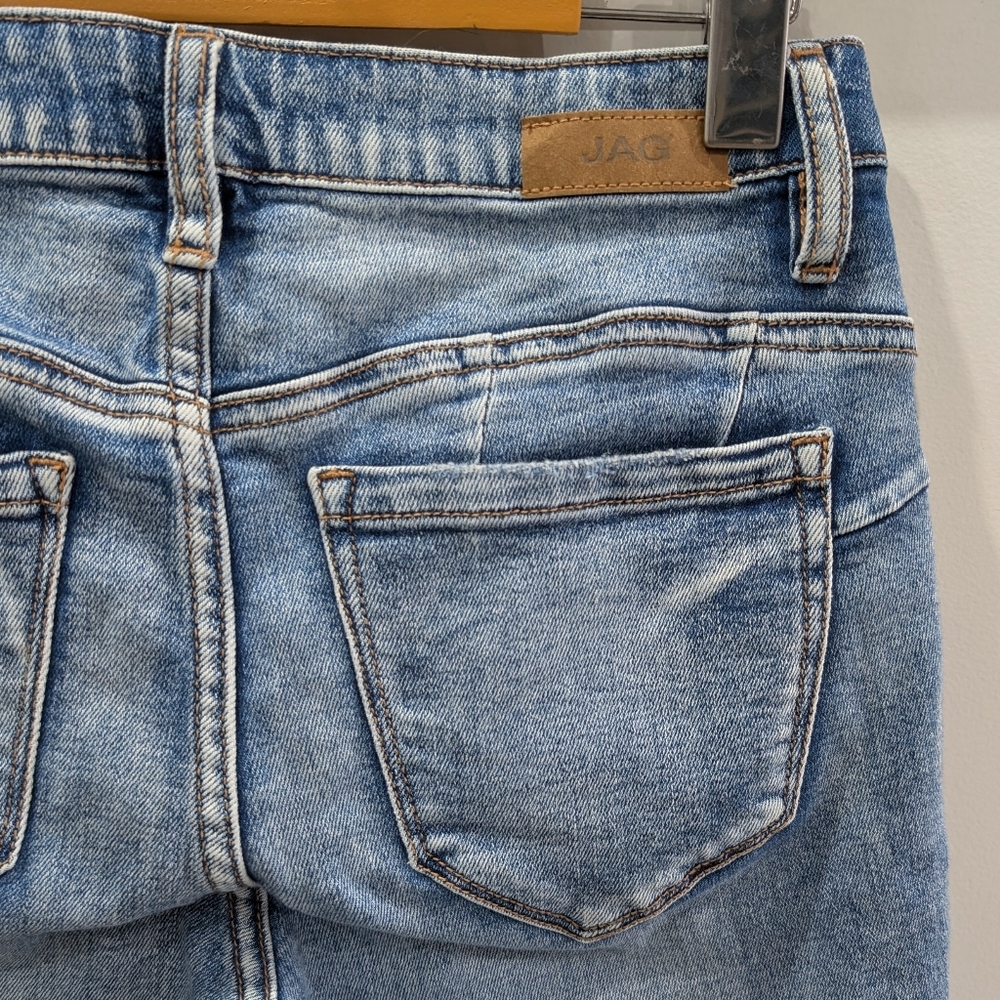 JAG | Women's Light Wash Cecilia Skinny Frayed Hem Distressed Stretchy Jeans - Picture 5 of 6